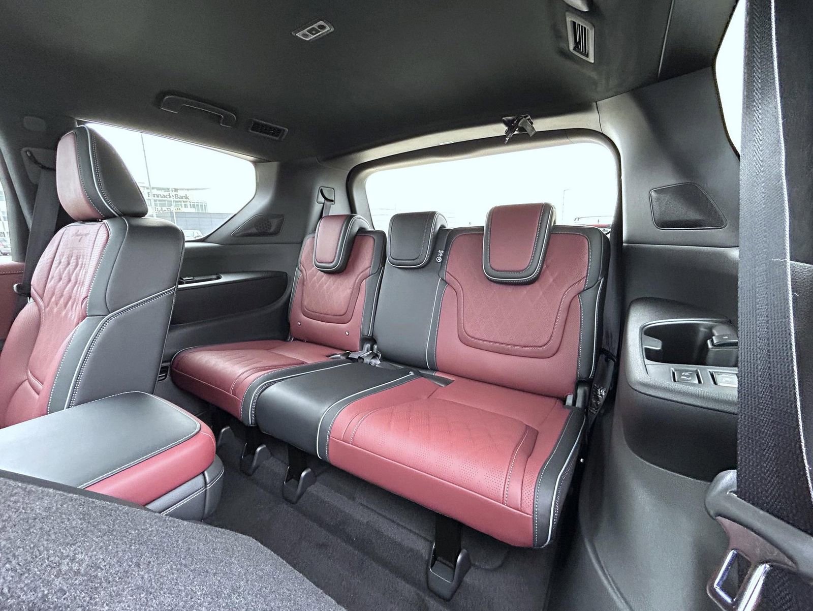 New 2026 INFINITI QX80 Autograph w/ Premium Cargo Package AWD/4WD image 20