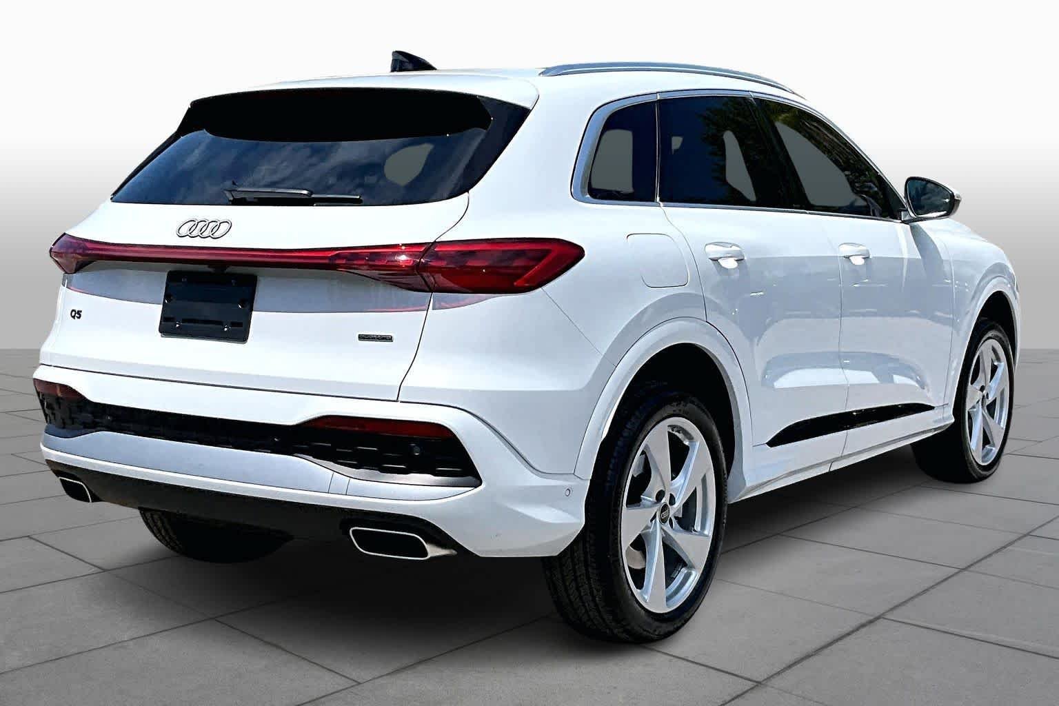 Used 2025 Audi Q5 Premium Plus w/ Premium Plus AWD/4WD image 21