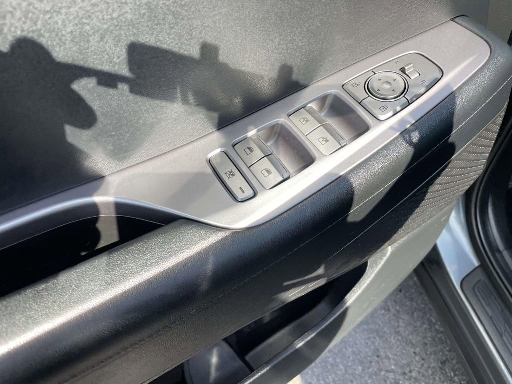 Used 2021 Hyundai Palisade SE image 28