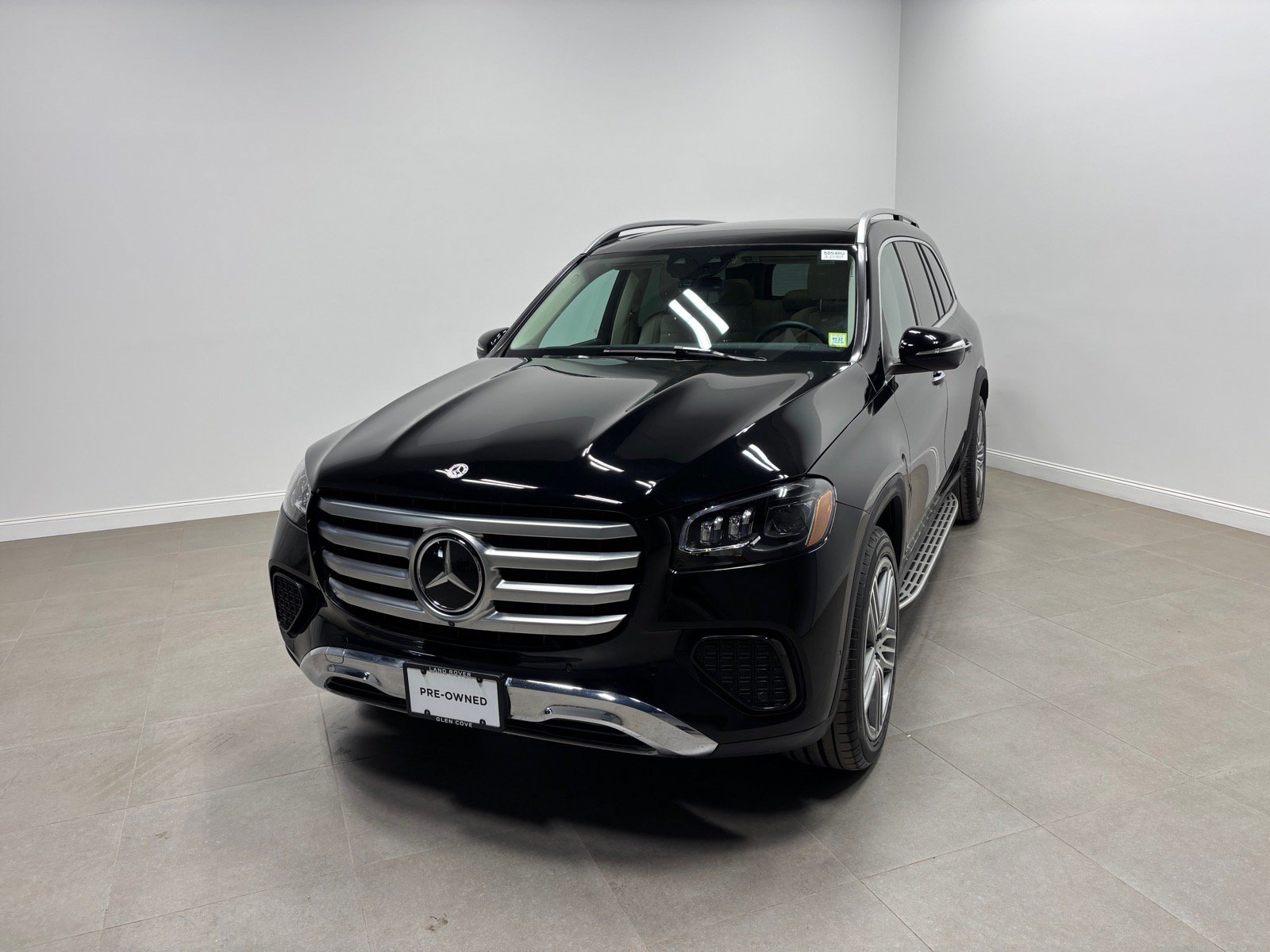 Used 2024 Mercedes-Benz GLS 450 4MATIC image 2