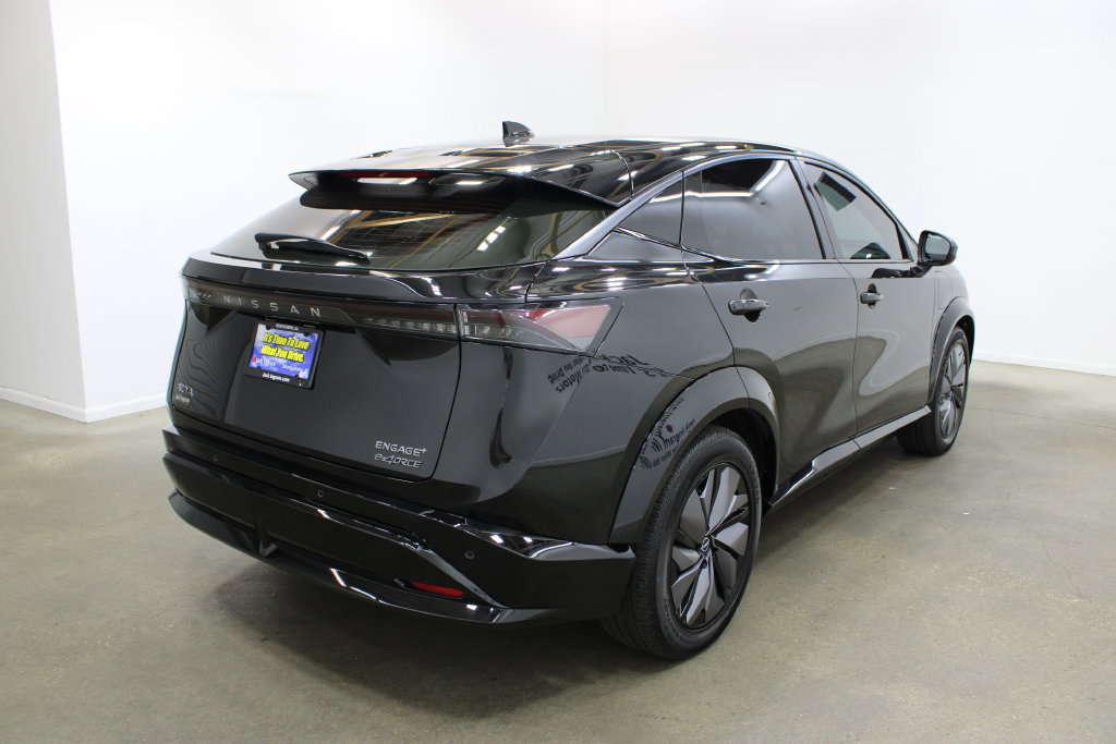 Used 2024 Nissan Ariya AWD image 5