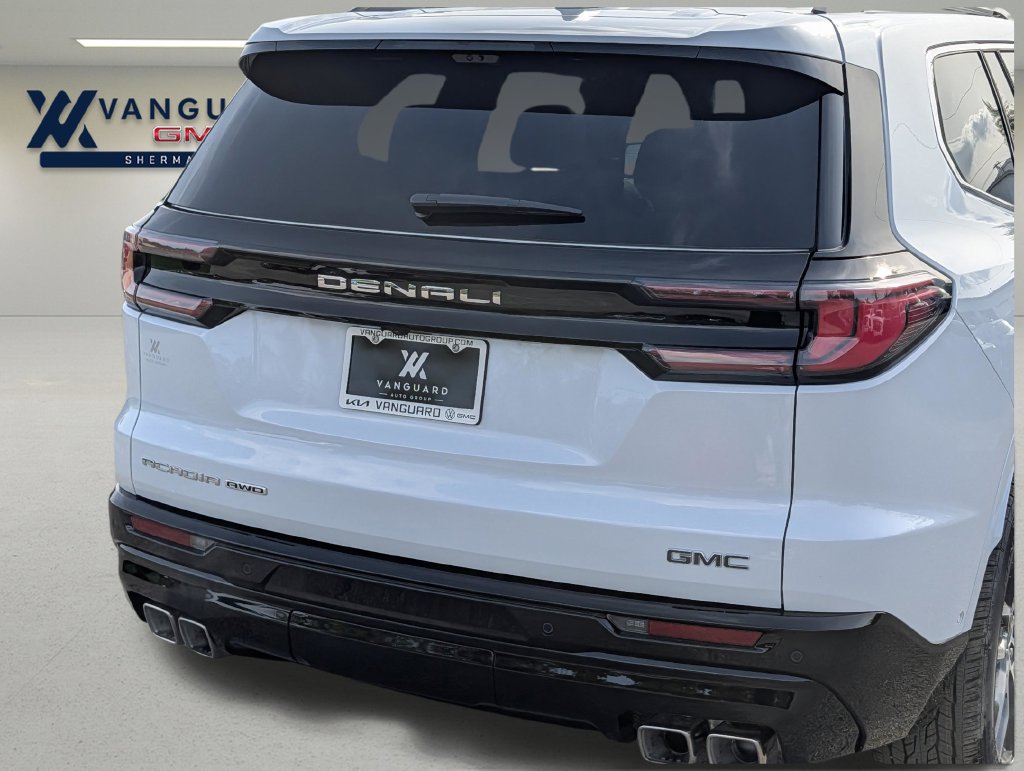New 2027 GMC Acadia Denali Ultimate w/ LPO, Floor Liner Package AWD/4WD image 7