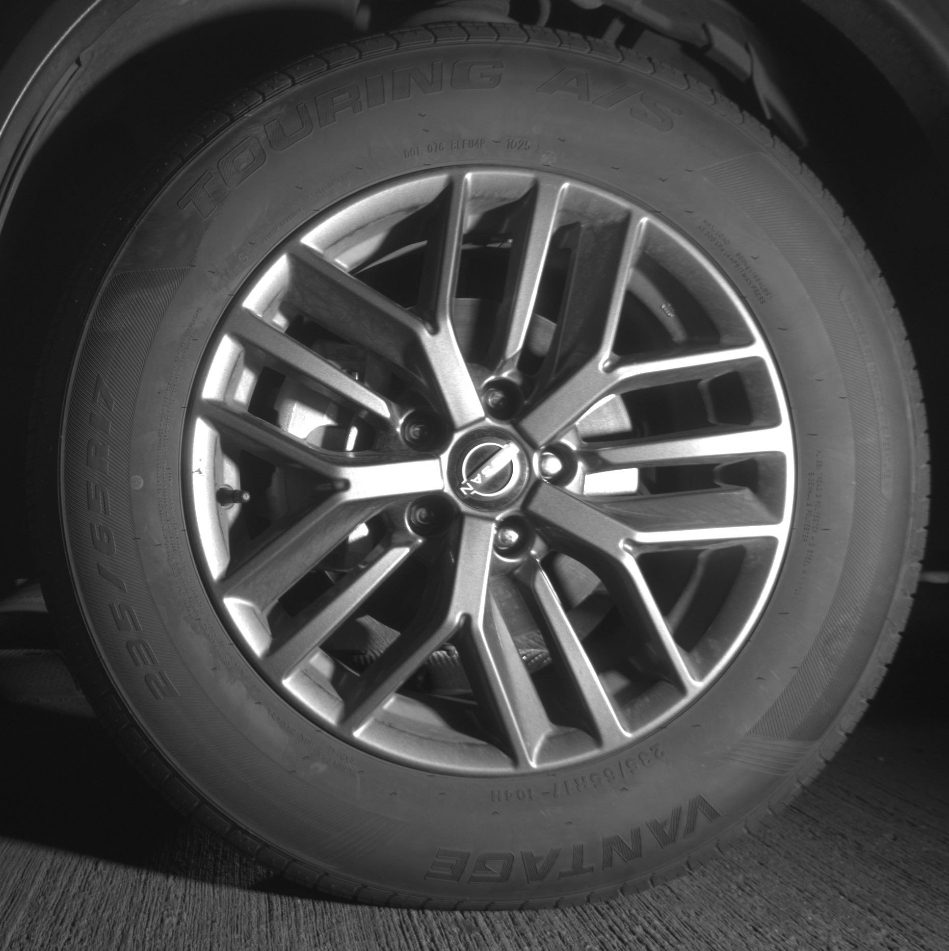 Used 2023 Nissan Rogue S image 12