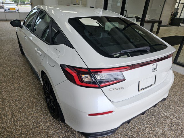 Used 2024 Honda Civic Sport image 4