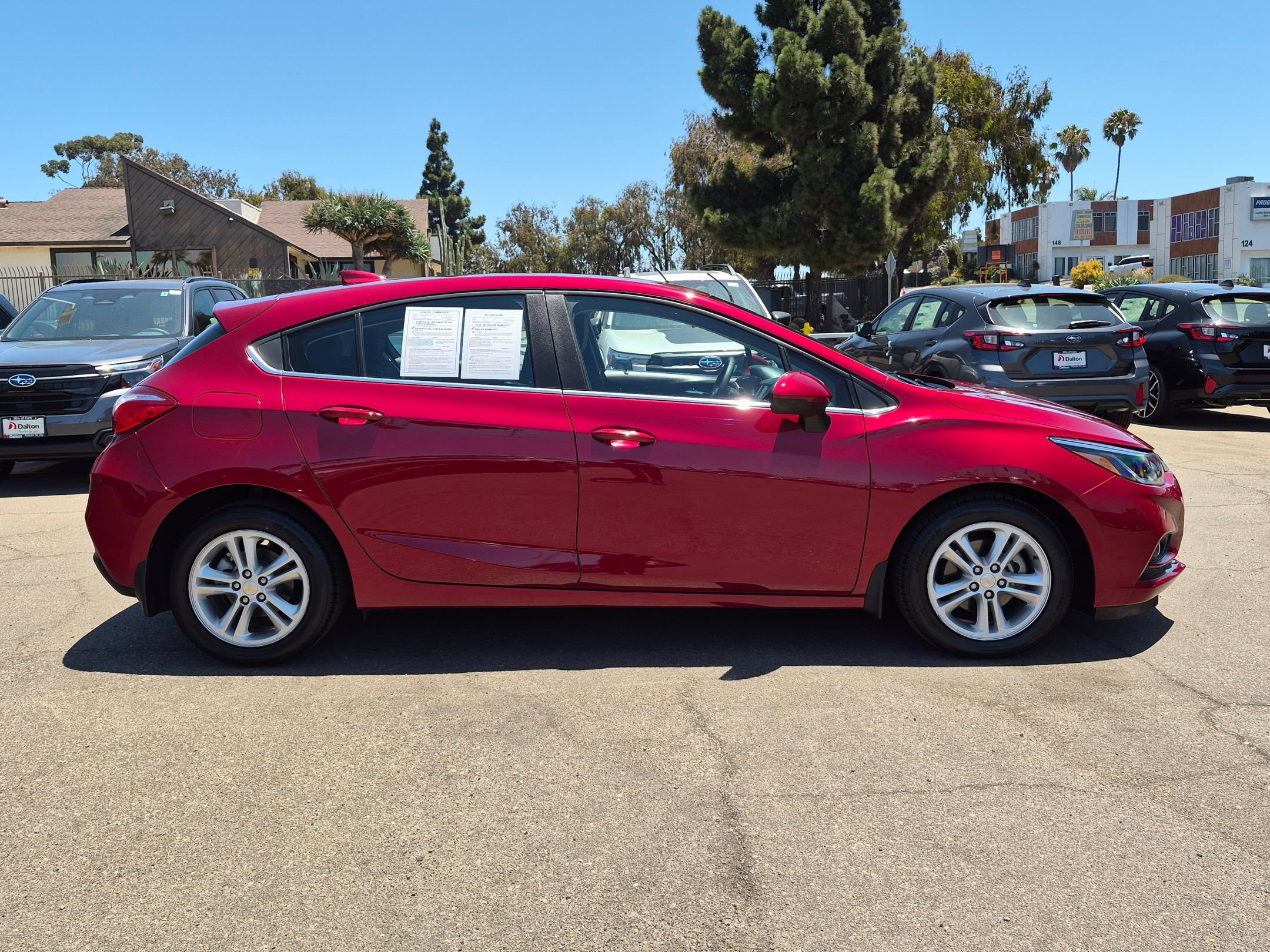 Used 2018 Chevrolet Cruze LT FWD image 5