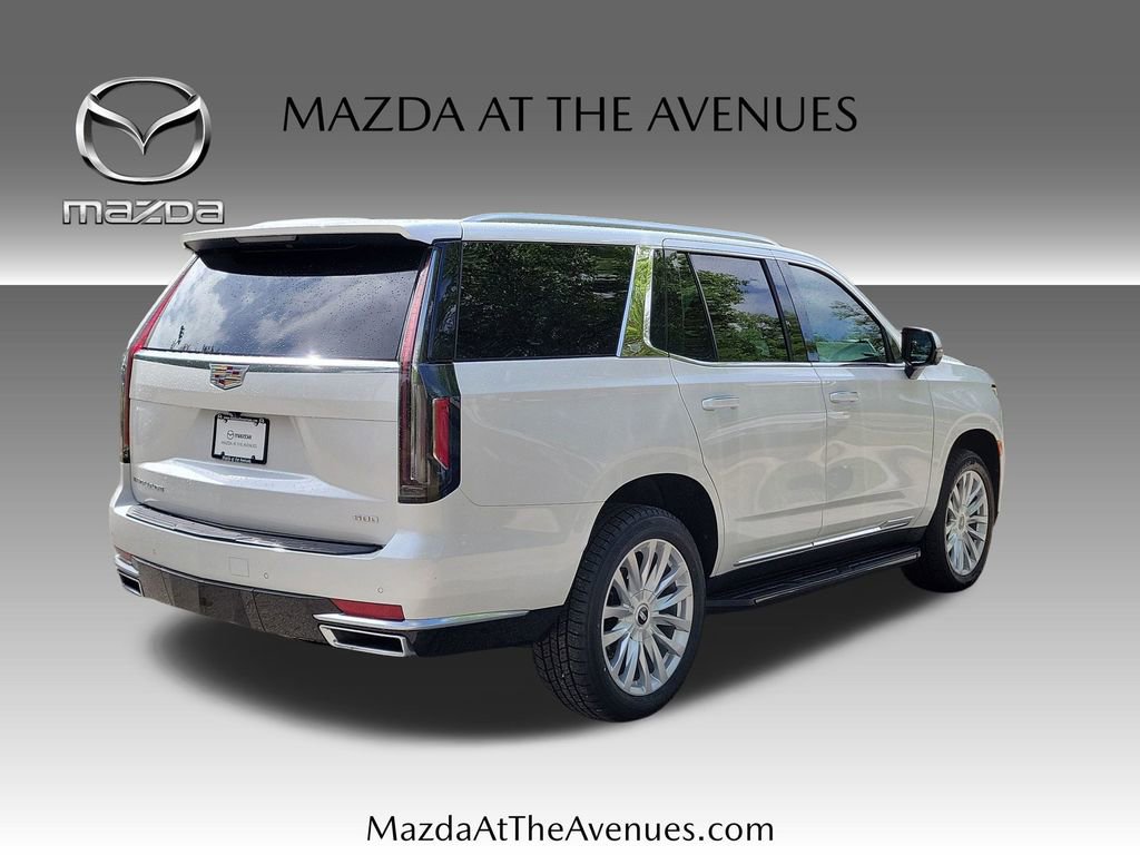 Used 2022 Cadillac Escalade Luxury image 4