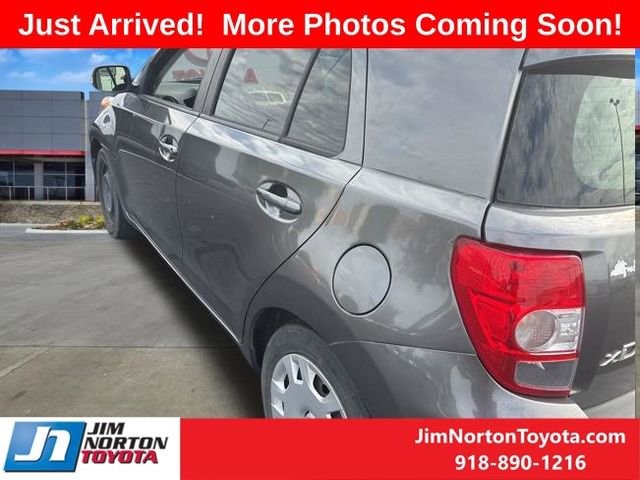 Used 2013 Scion xD FWD image 3
