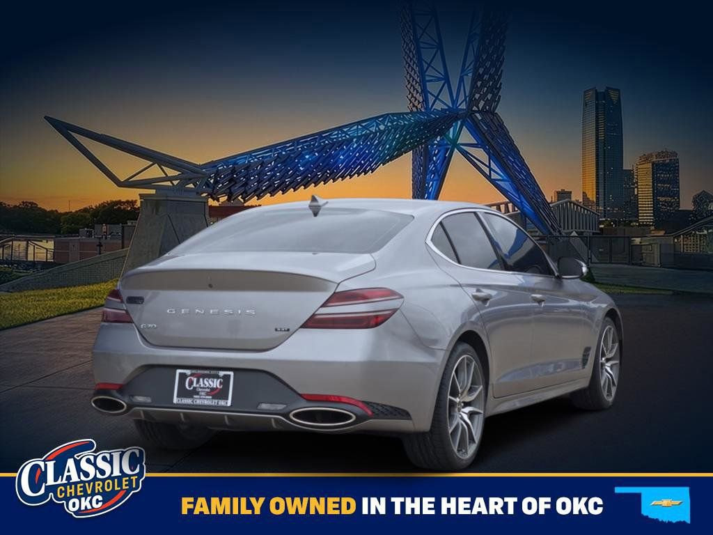 Used 2022 Genesis G70 3.3T RWD image 7