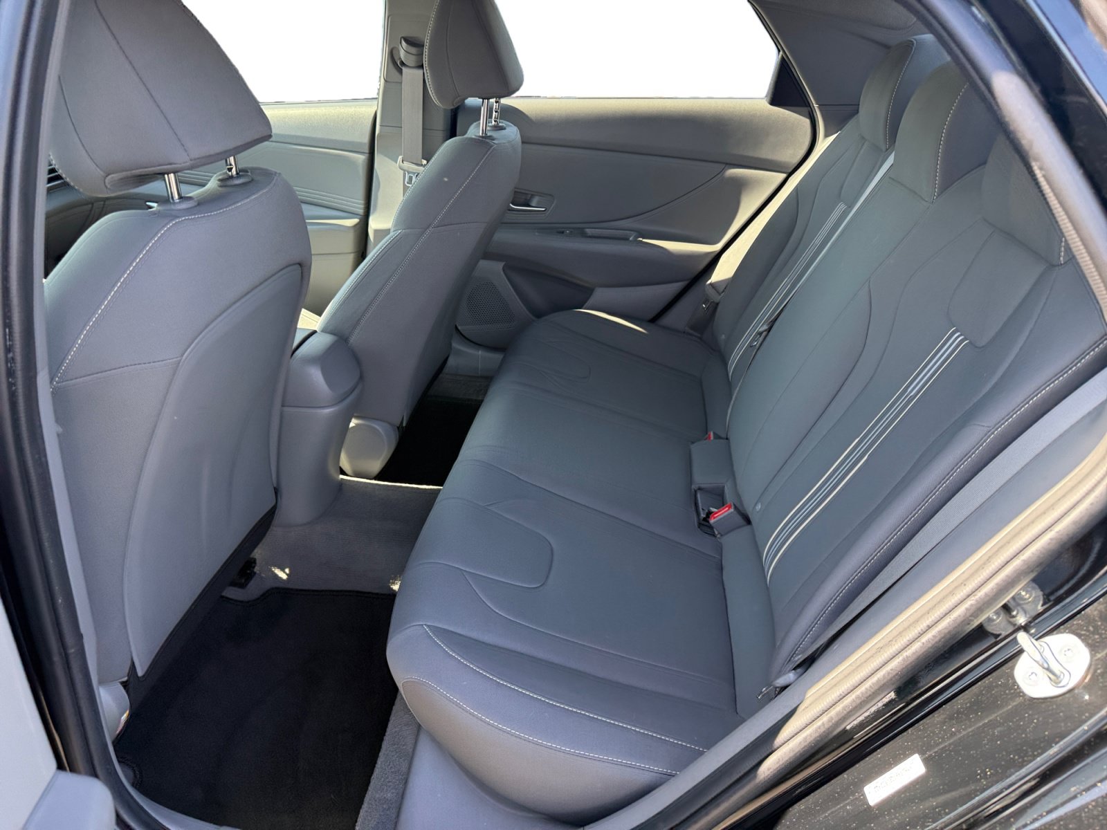 Used 2023 Hyundai Elantra SEL w/ Convenience Package FWD image 16
