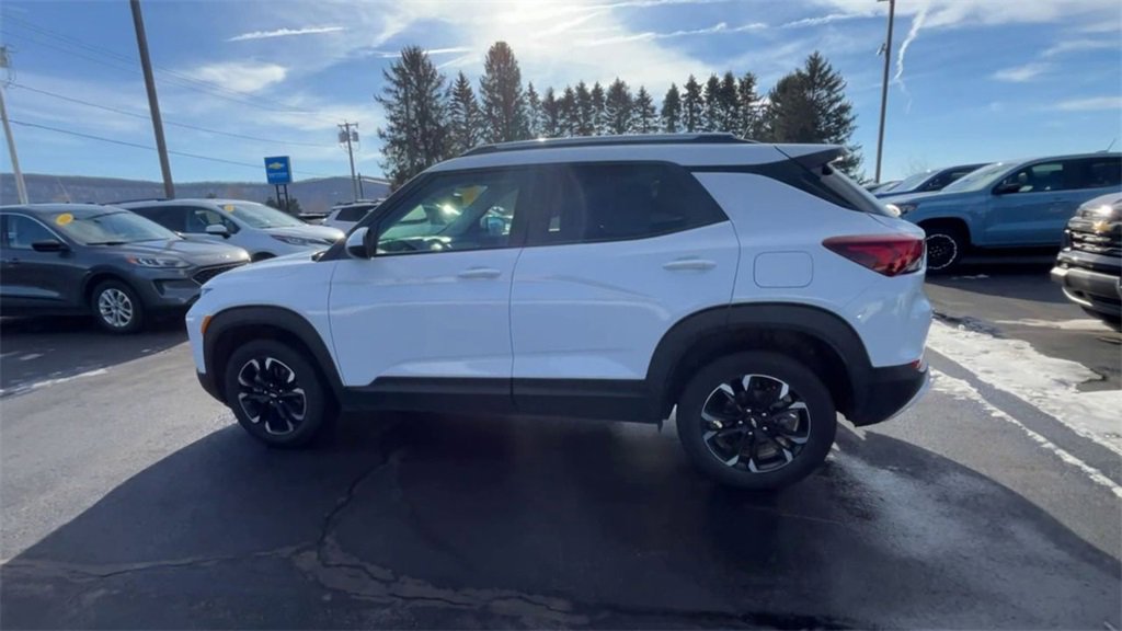 Certified 2023 Chevrolet TrailBlazer LT w/ Convenience Package image 9