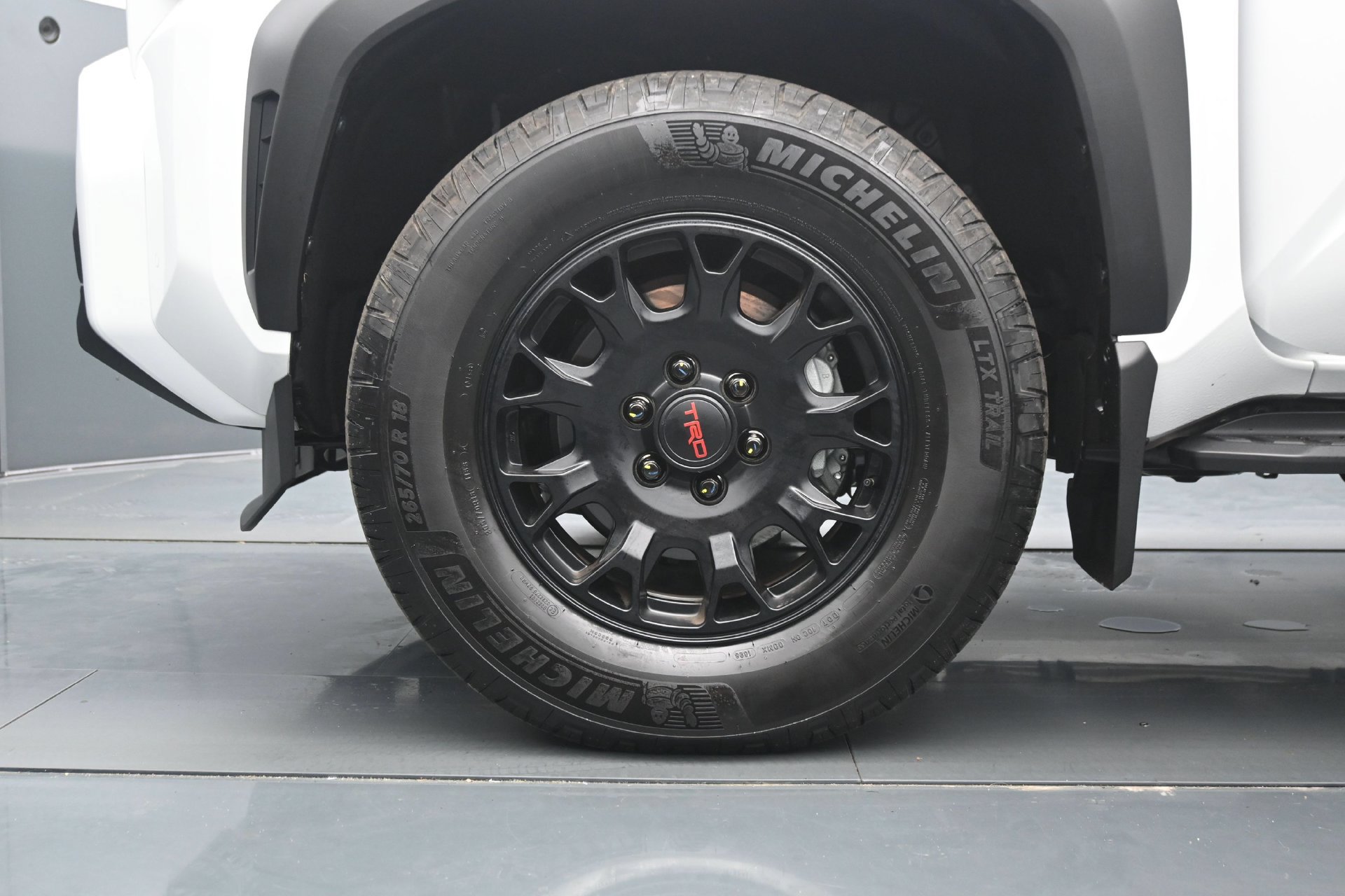 Used 2026 Toyota 4Runner TRD Off-Road Premium AWD/4WD image 30