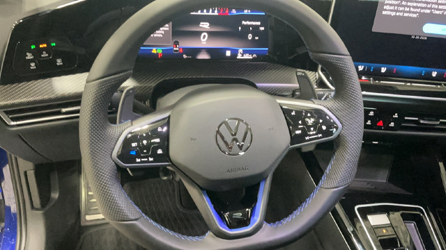 New 2027 Volkswagen Golf R Black Edition AWD/4WD image 21