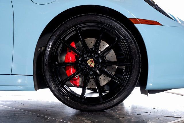 Used 2024 Porsche 911 Carrera 4S image 13