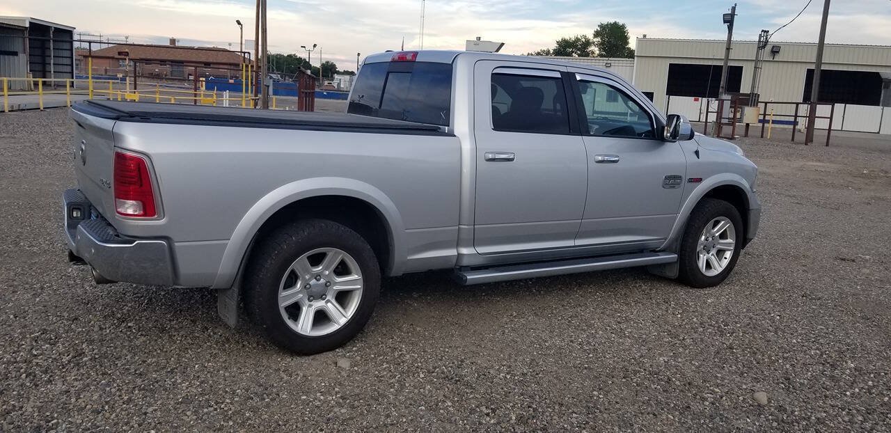 Used 2017 RAM 1500 Laramie Longhorn AWD/4WD image 4