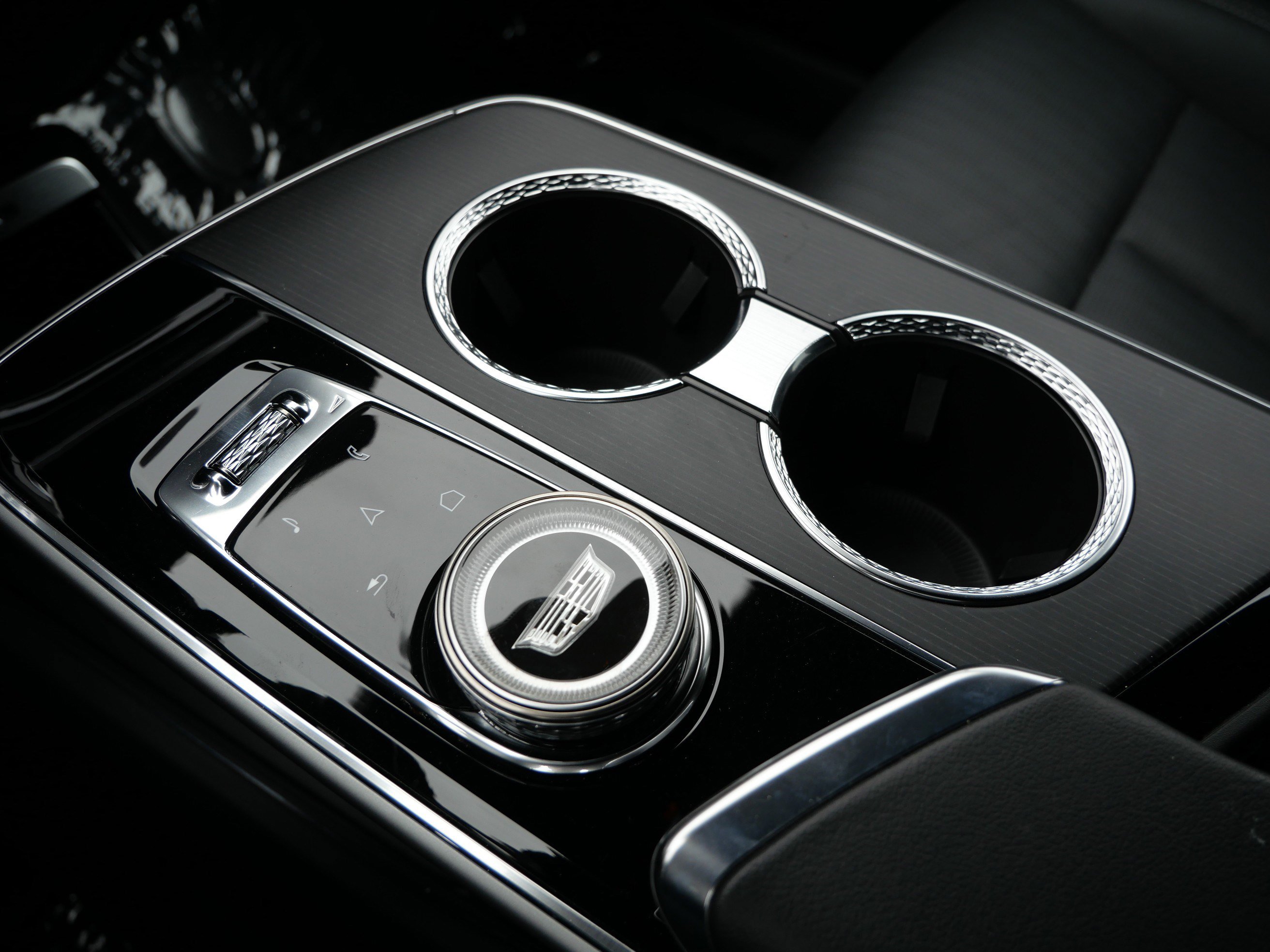 Certified 2024 Cadillac Lyriq Luxury w/ LPO, Floor Liner Package image 28