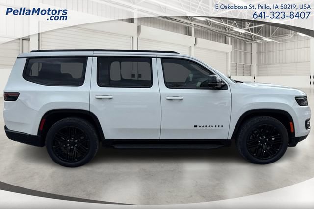 Used 2024 Jeep Wagoneer Series II w/ Convenience Group I AWD/4WD image 2