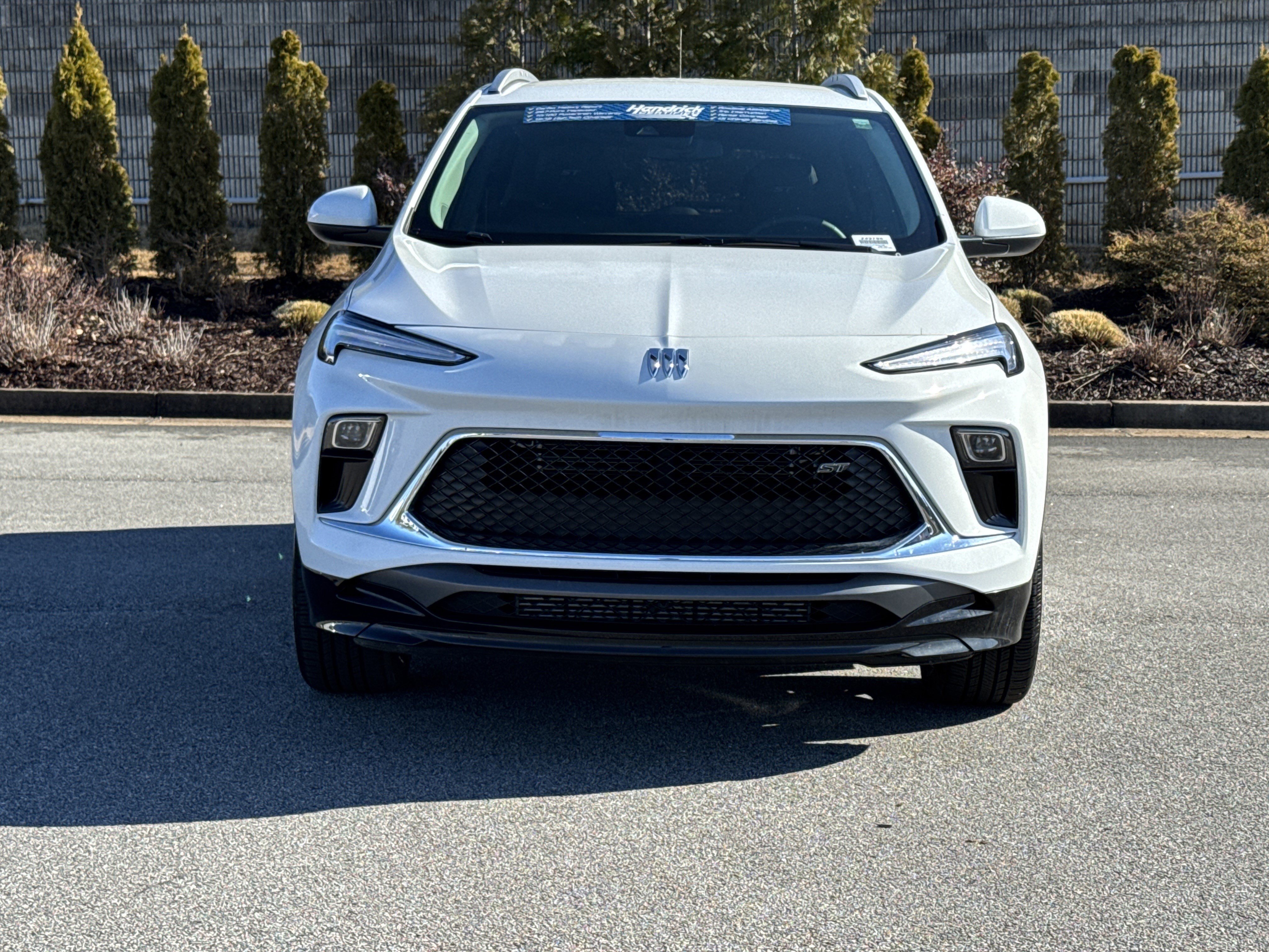 Used 2026 Buick Encore GX Sport Touring w/ Comfort Package image 3