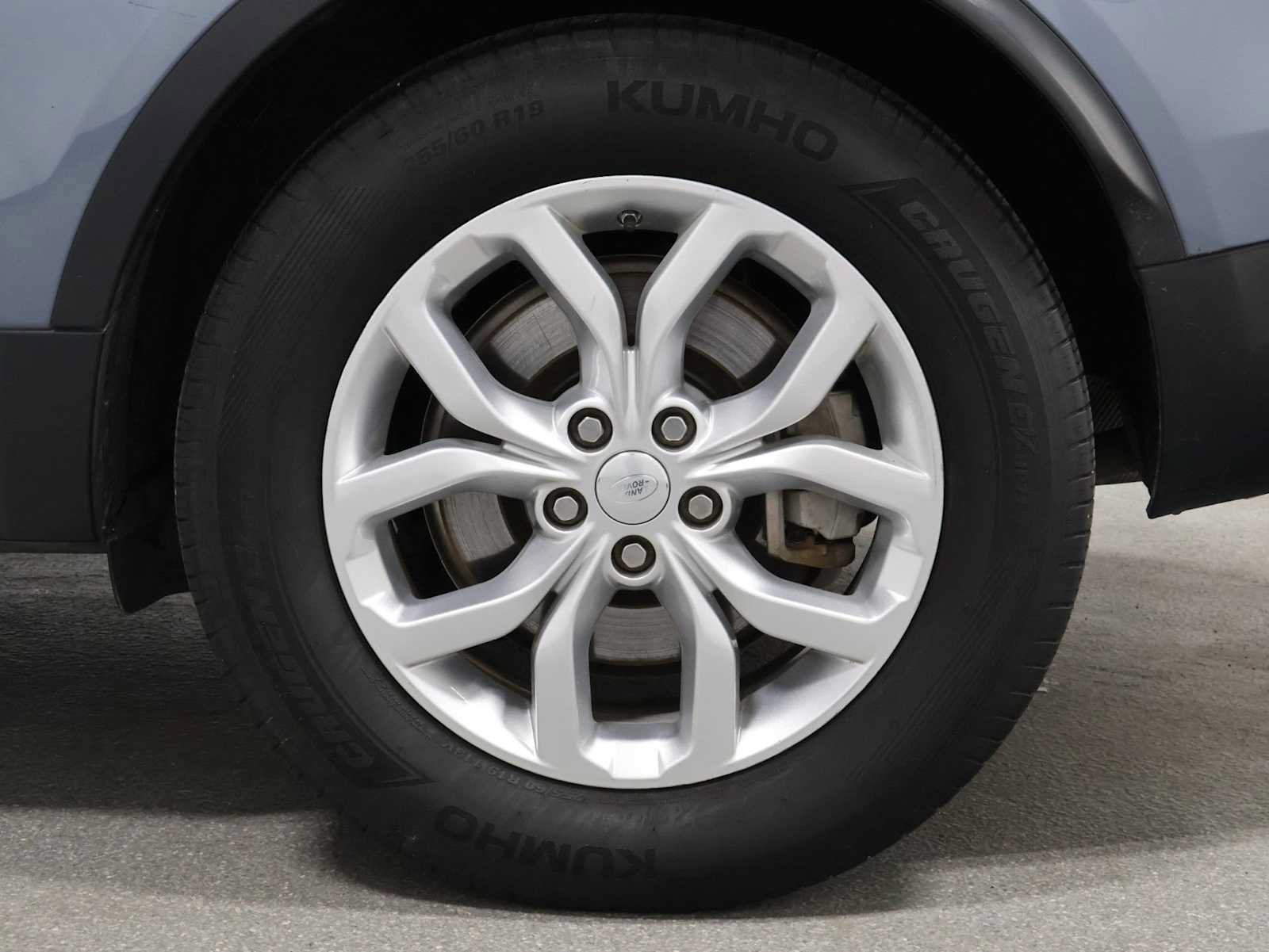 Used 2020 Land Rover Discovery SE AWD/4WD image 35