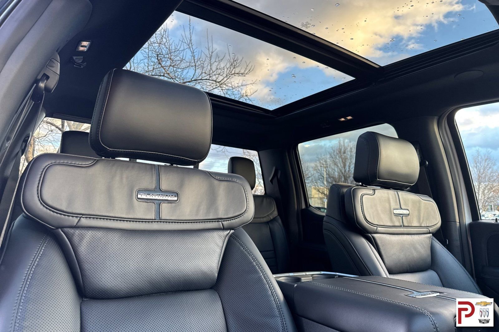 Used 2026 Ford F450 Platinum w/ FX4 Off-Road Package image 19