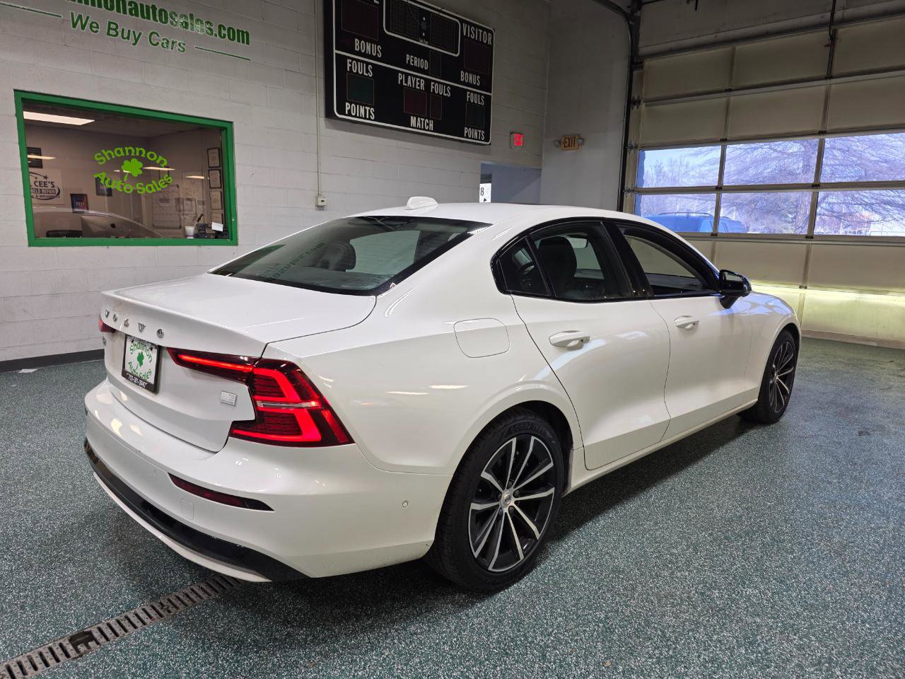 Used 2023 Volvo S60 T8 Plus AWD/4WD image 6