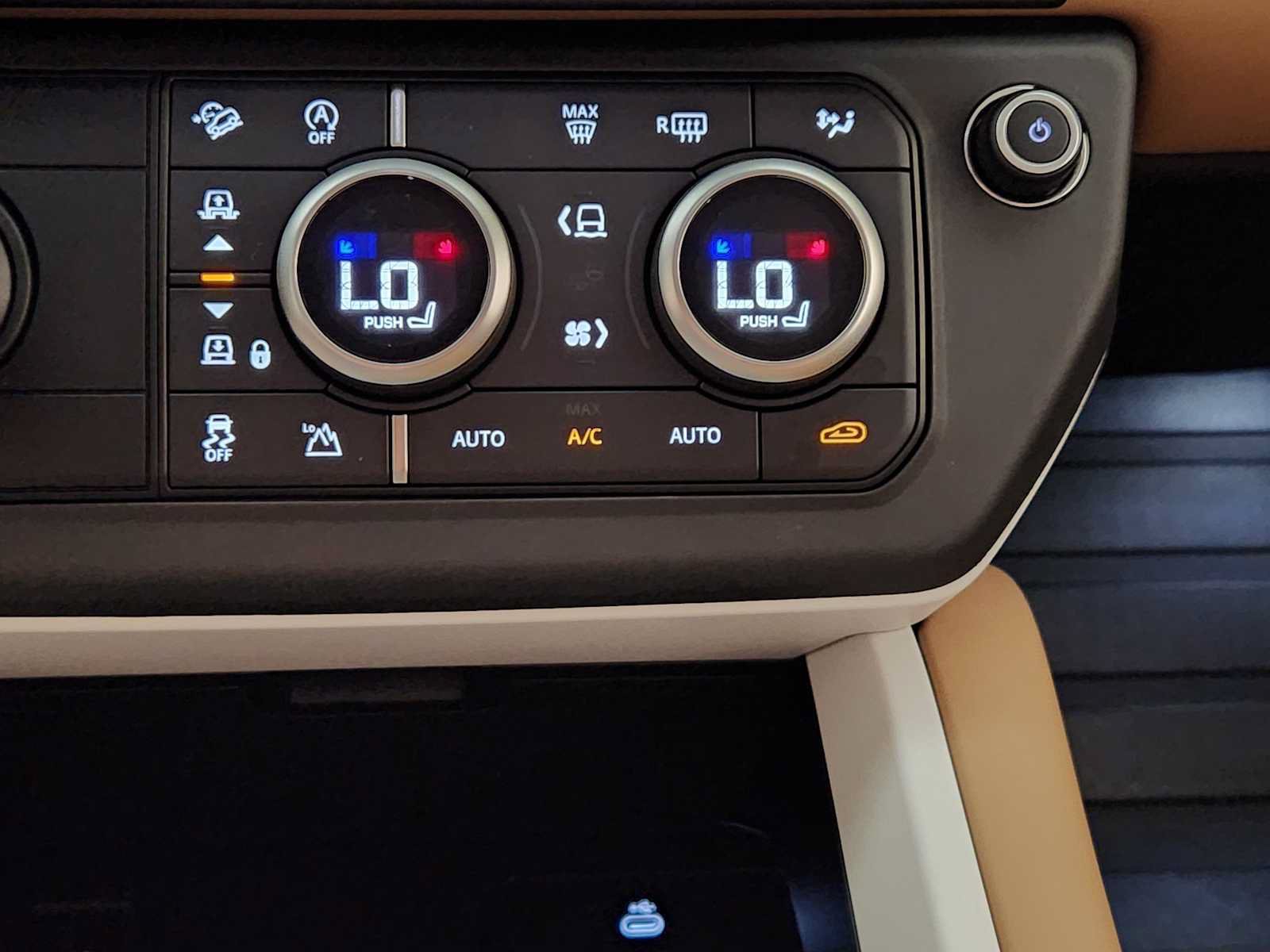 Used 2026 Land Rover Defender 130 S AWD/4WD image 19