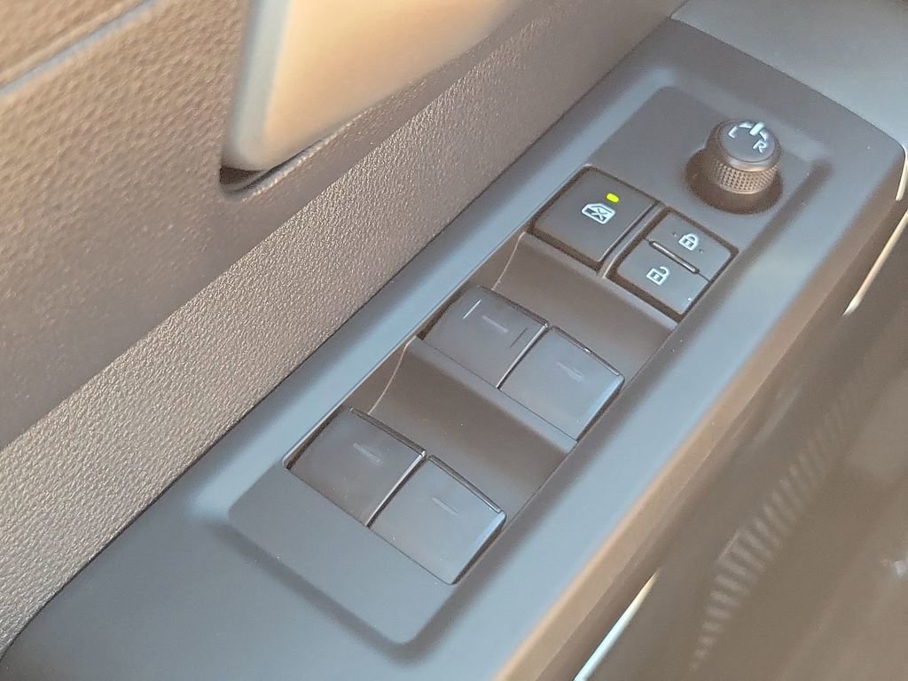 New 2026 Toyota Tundra SR5 image 32