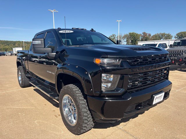 Used 2021 Chevrolet Silverado 2500 Custom w/ Custom Value Package AWD/4WD image 1