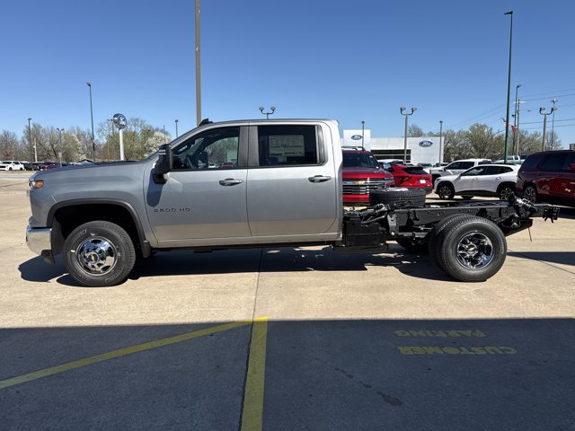 New 2026 Chevrolet Silverado 3500 LT w/ Convenience Package image 9