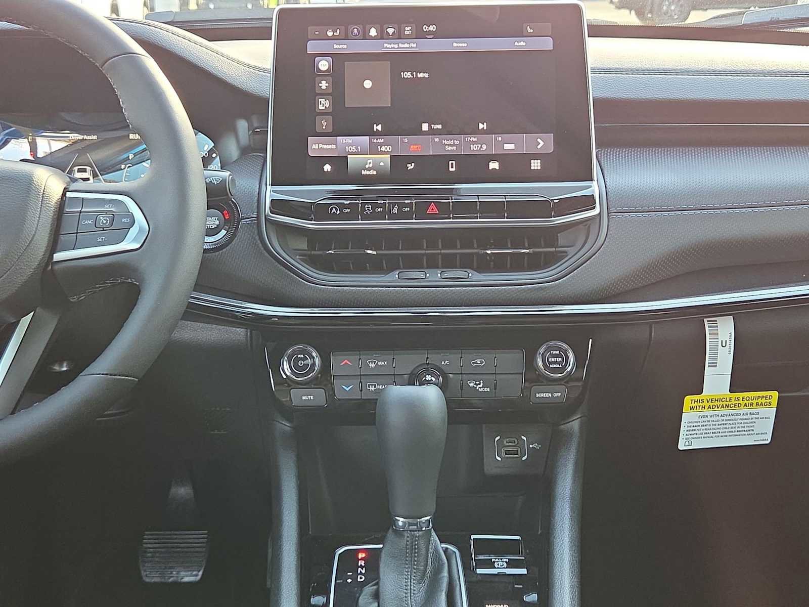 New 2026 Jeep Compass Latitude image 28