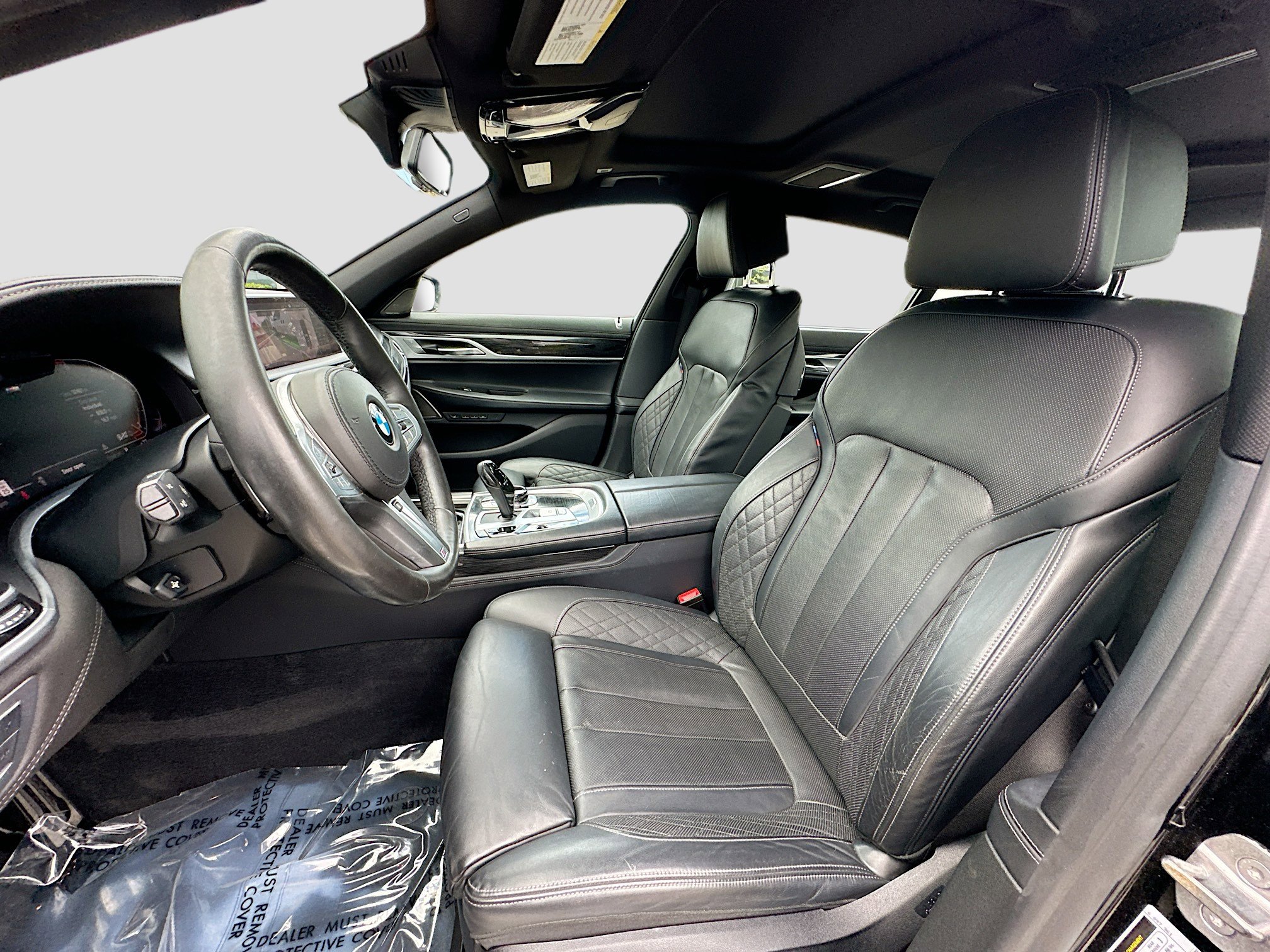 Used 2020 BMW 750i xDrive w/ Executive Package AWD/4WD image 20