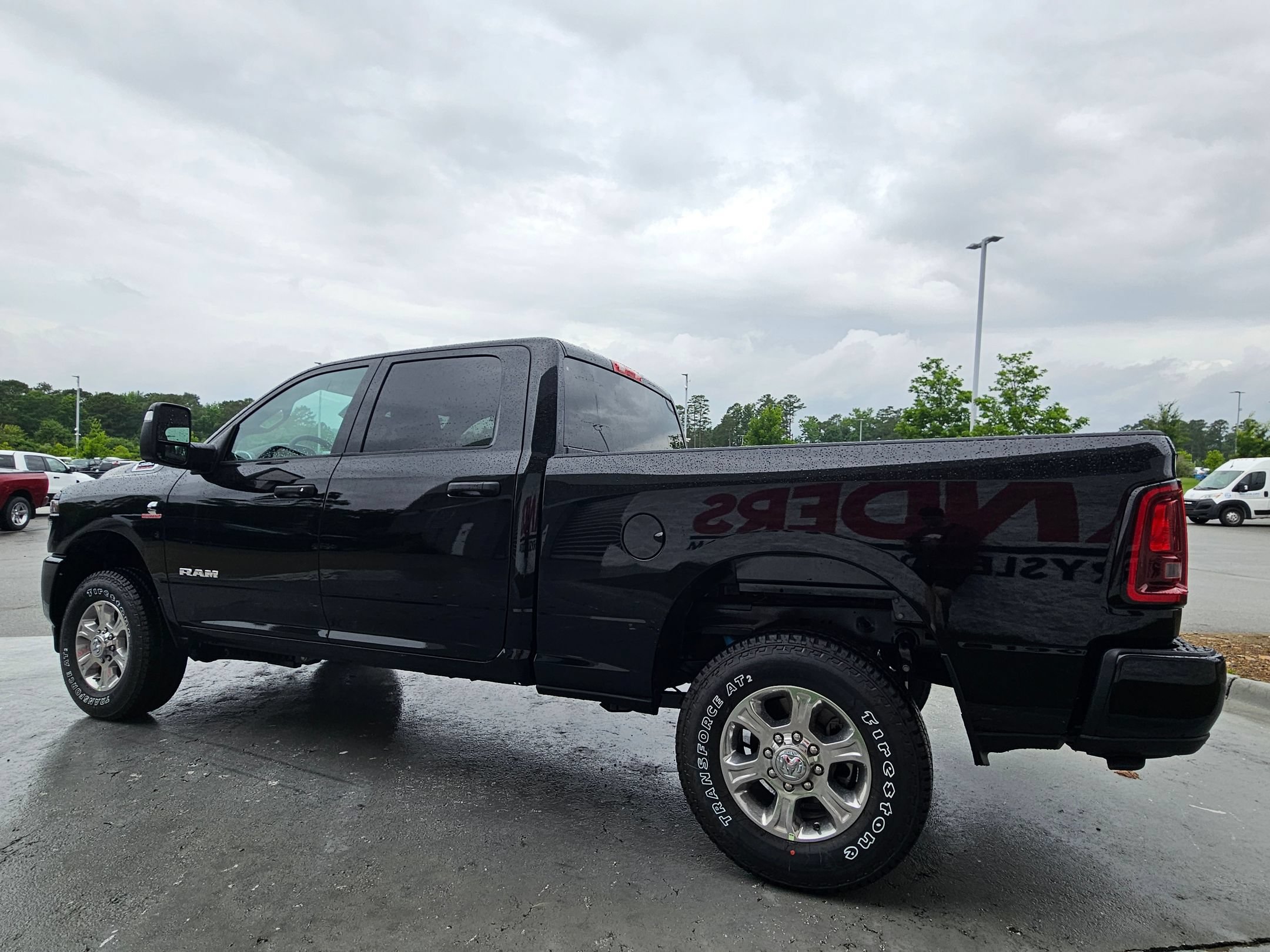 New 2026 RAM 2500 Big Horn AWD/4WD image 5