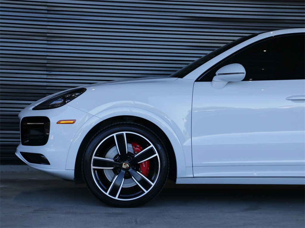 Certified 2023 Porsche Cayenne GTS image 9