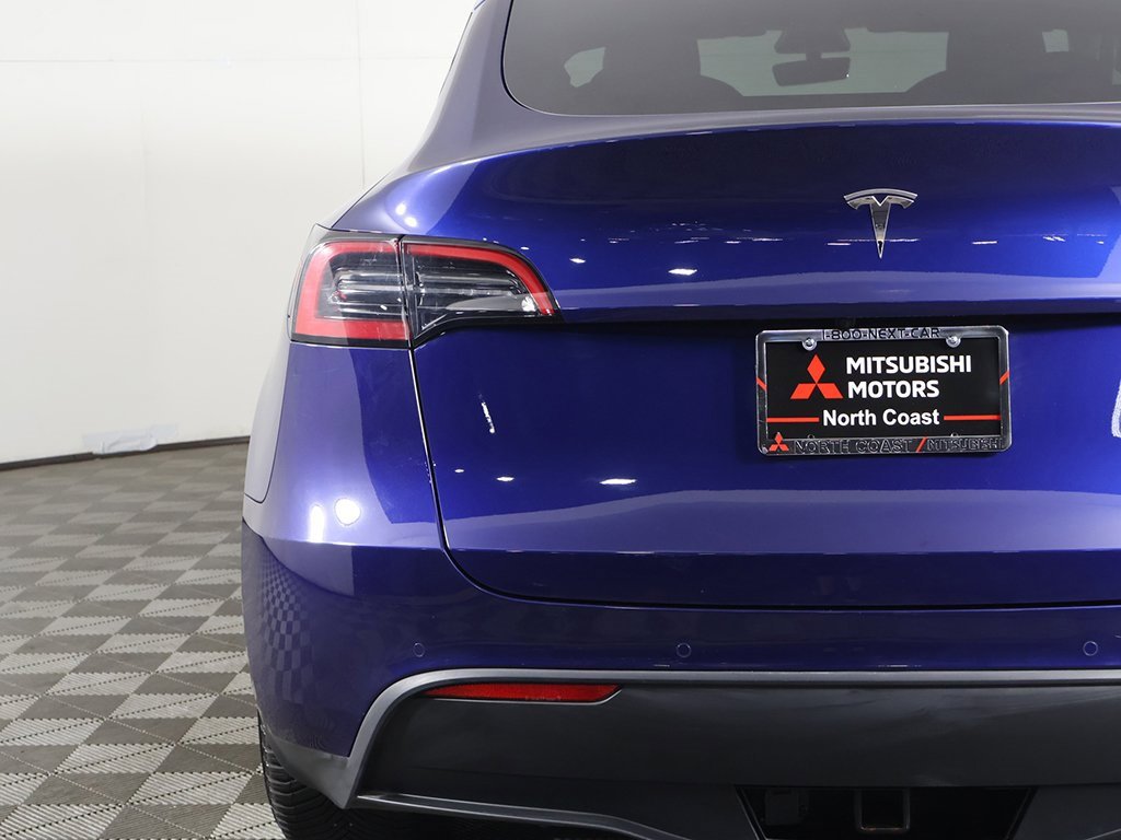 Used 2021 Tesla Model Y Long Range image 16