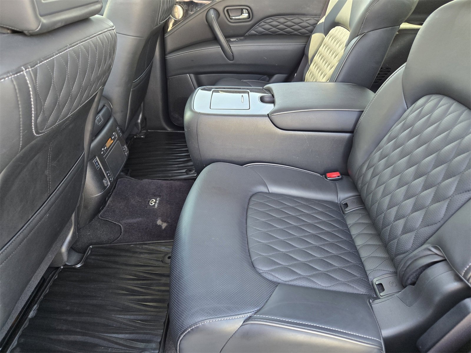 Used 2020 INFINITI QX80 Luxe w/ Sensory Package image 27