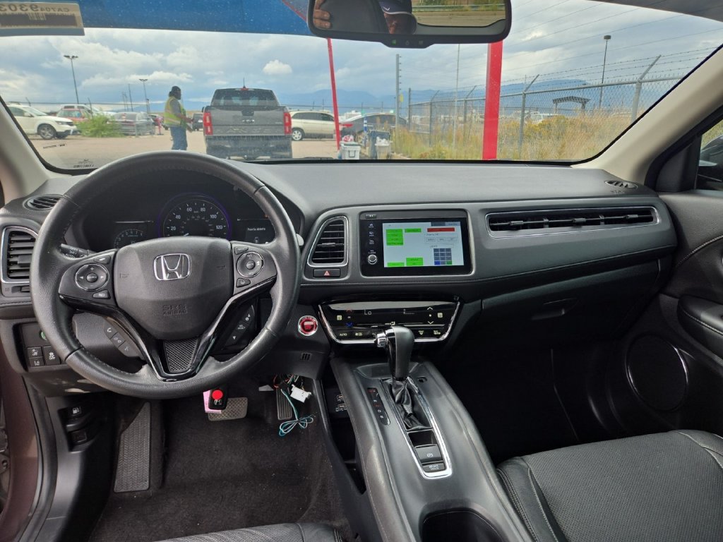 Used 2021 Honda HR-V EX-L image 10