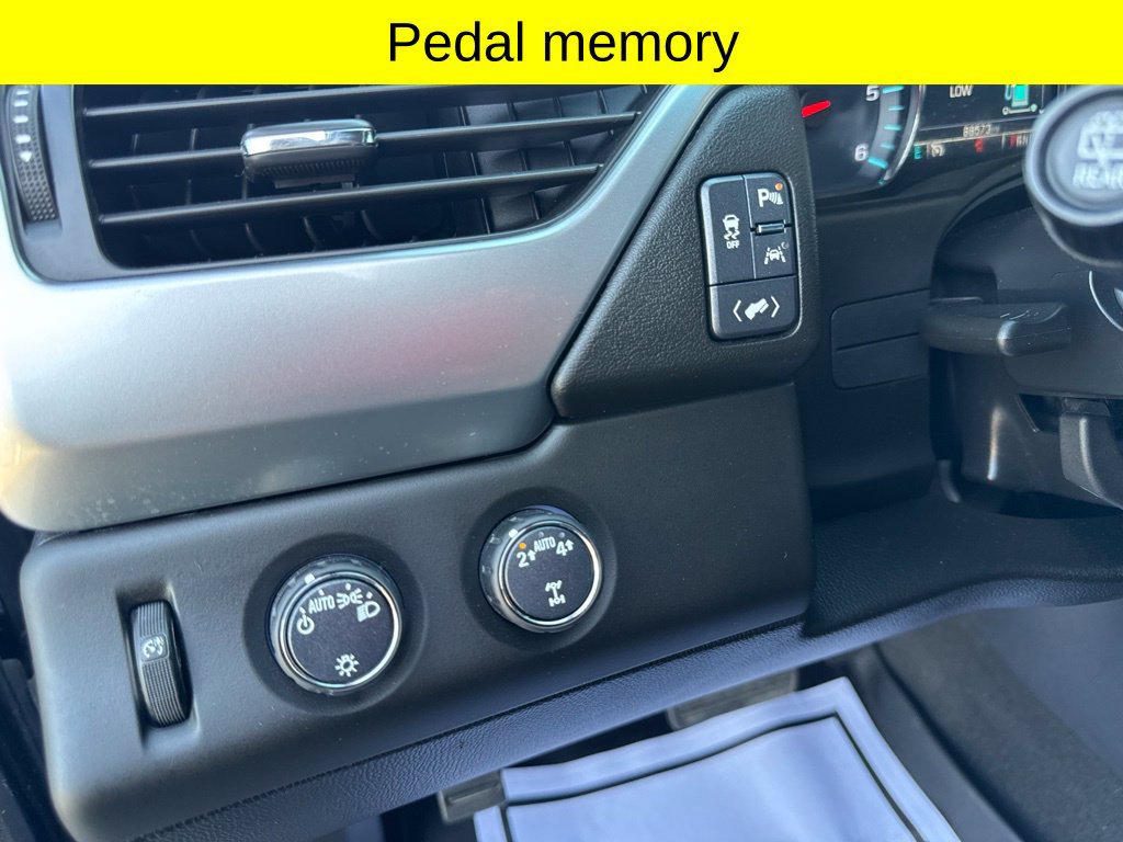 Used 2019 Chevrolet Tahoe LT AWD/4WD image 17