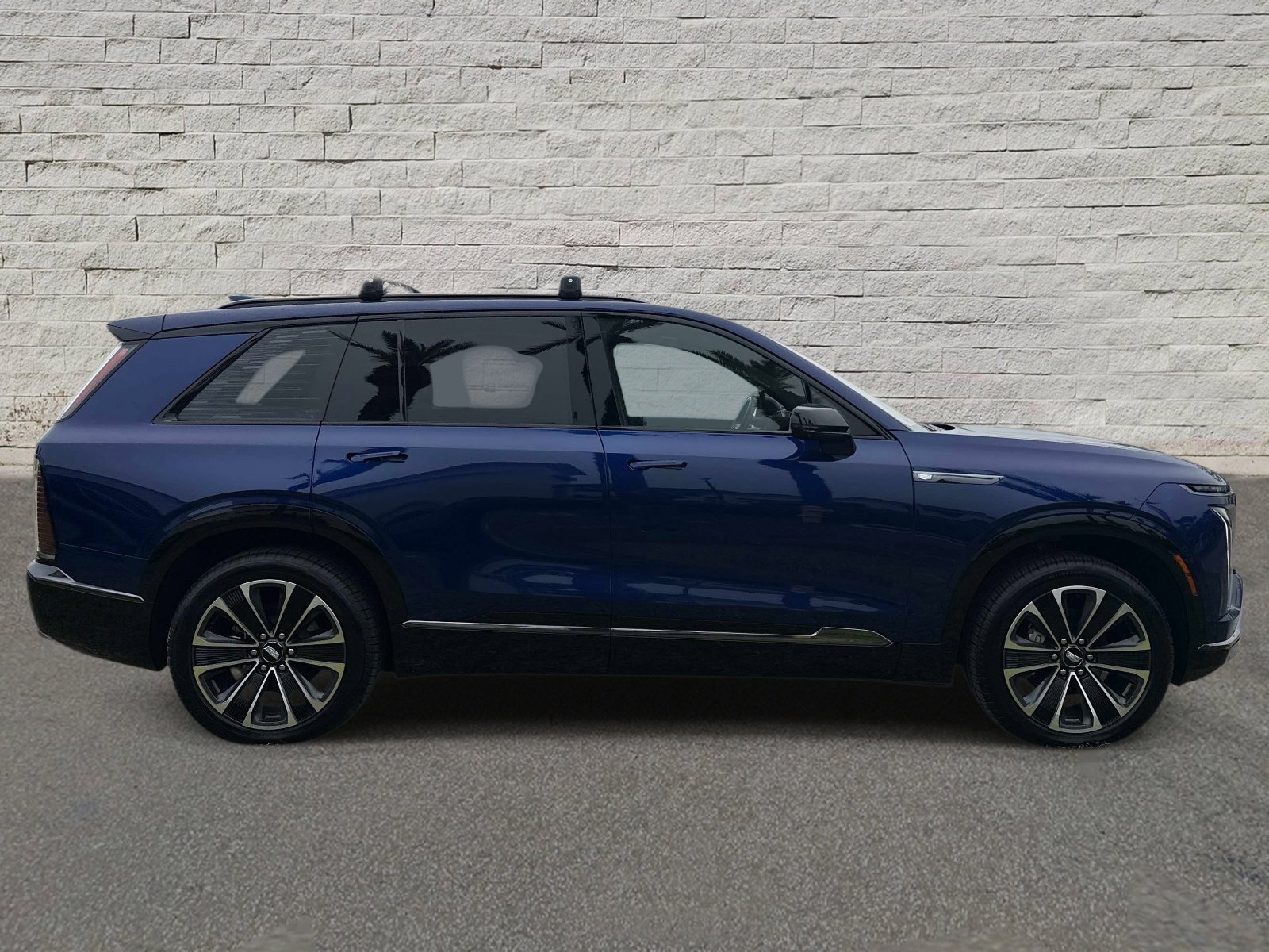 New 2026 Cadillac Vistiq Sport AWD/4WD image 6