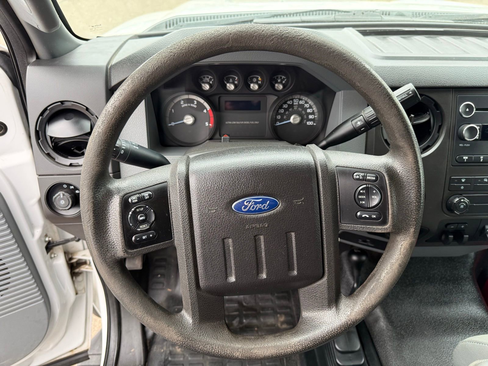 Used 2016 Ford F550 4x4 Regular Cab Super Duty image 9