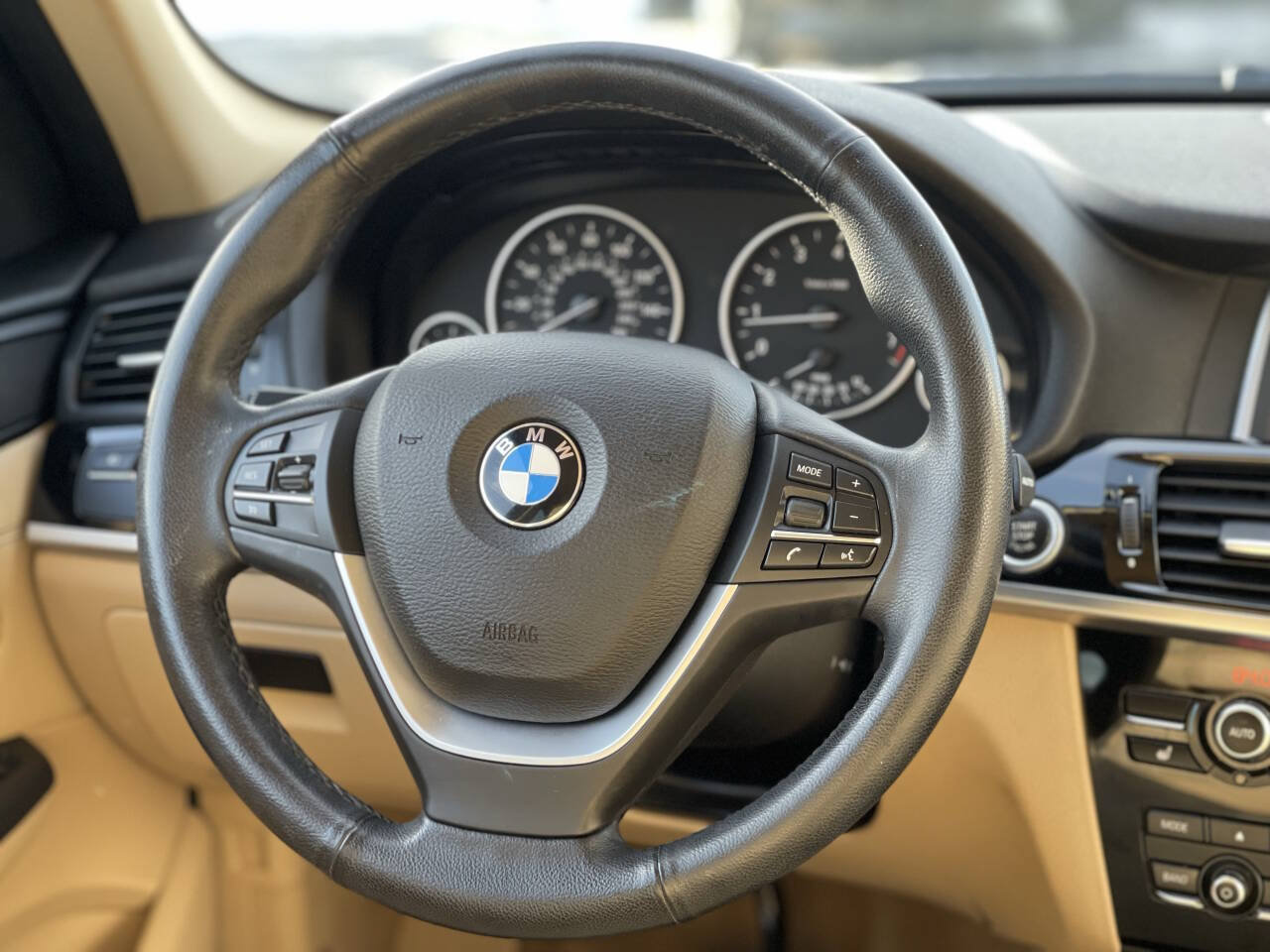 Used 2016 BMW X3 xDrive28i AWD/4WD image 23