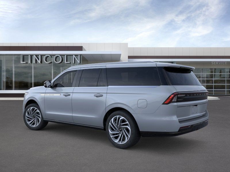 New 2025 Lincoln Navigator L Reserve AWD/4WD image 4