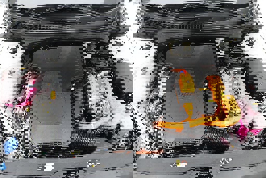 Used 2023 Hyundai Elantra Limited image 31