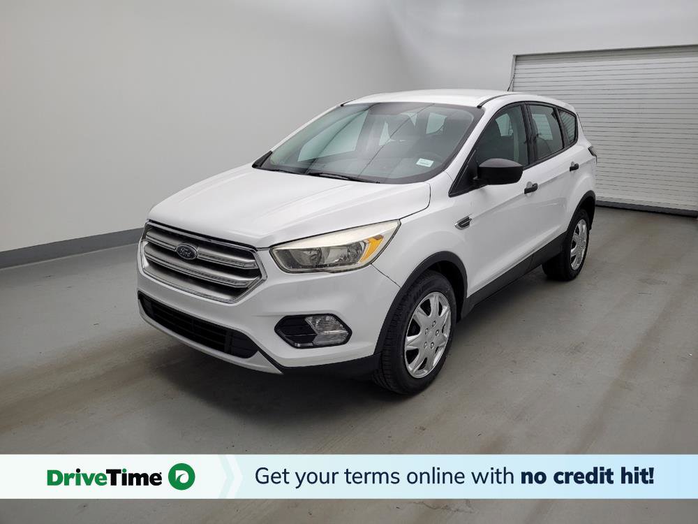 Used 2017 Ford Escape S FWD image 1