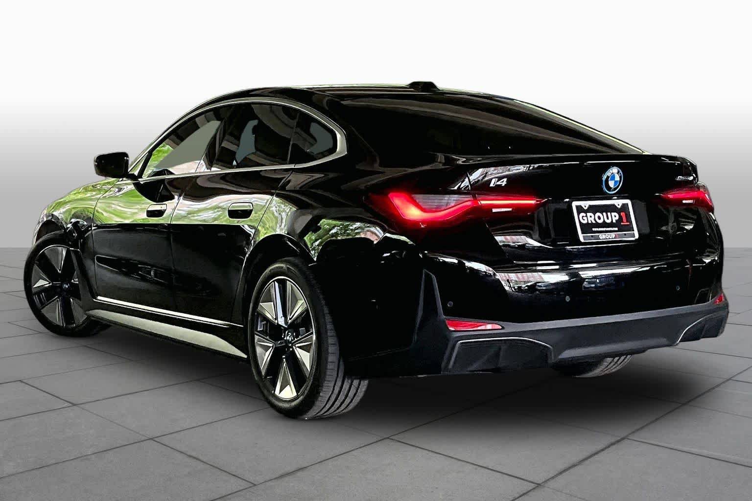 Used 2024 BMW i4 eDrive40 w/ Premium Package RWD image 11