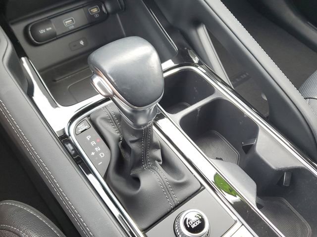 Certified 2021 Kia Telluride SX w/ Towing Package FWD image 29