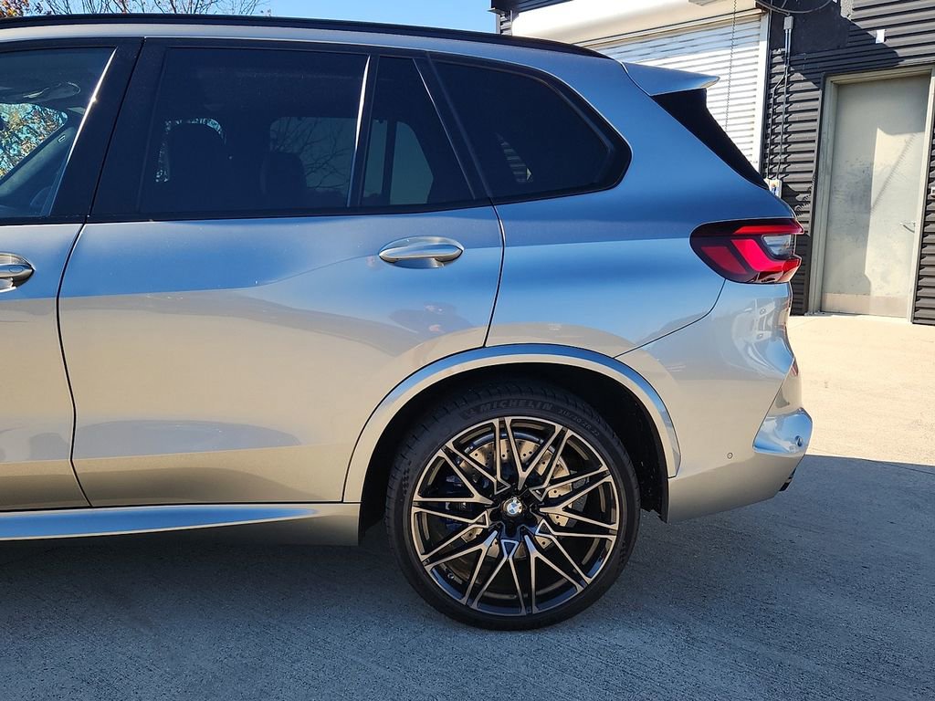 Used 2021 BMW X5 M w/ Competition Package image 7