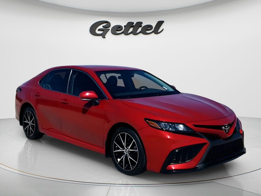 Certified 2022 Toyota Camry SE image 7
