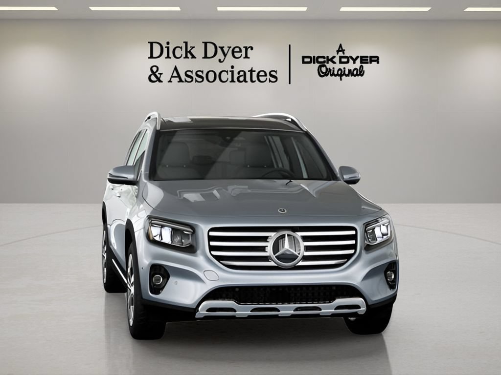 Used 2026 Mercedes-Benz GLB 250 image 34