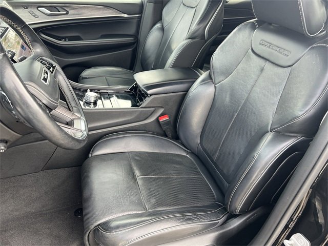 Used 2021 Jeep Grand Cherokee L Overland w/ Luxury Tech Group IV image 28