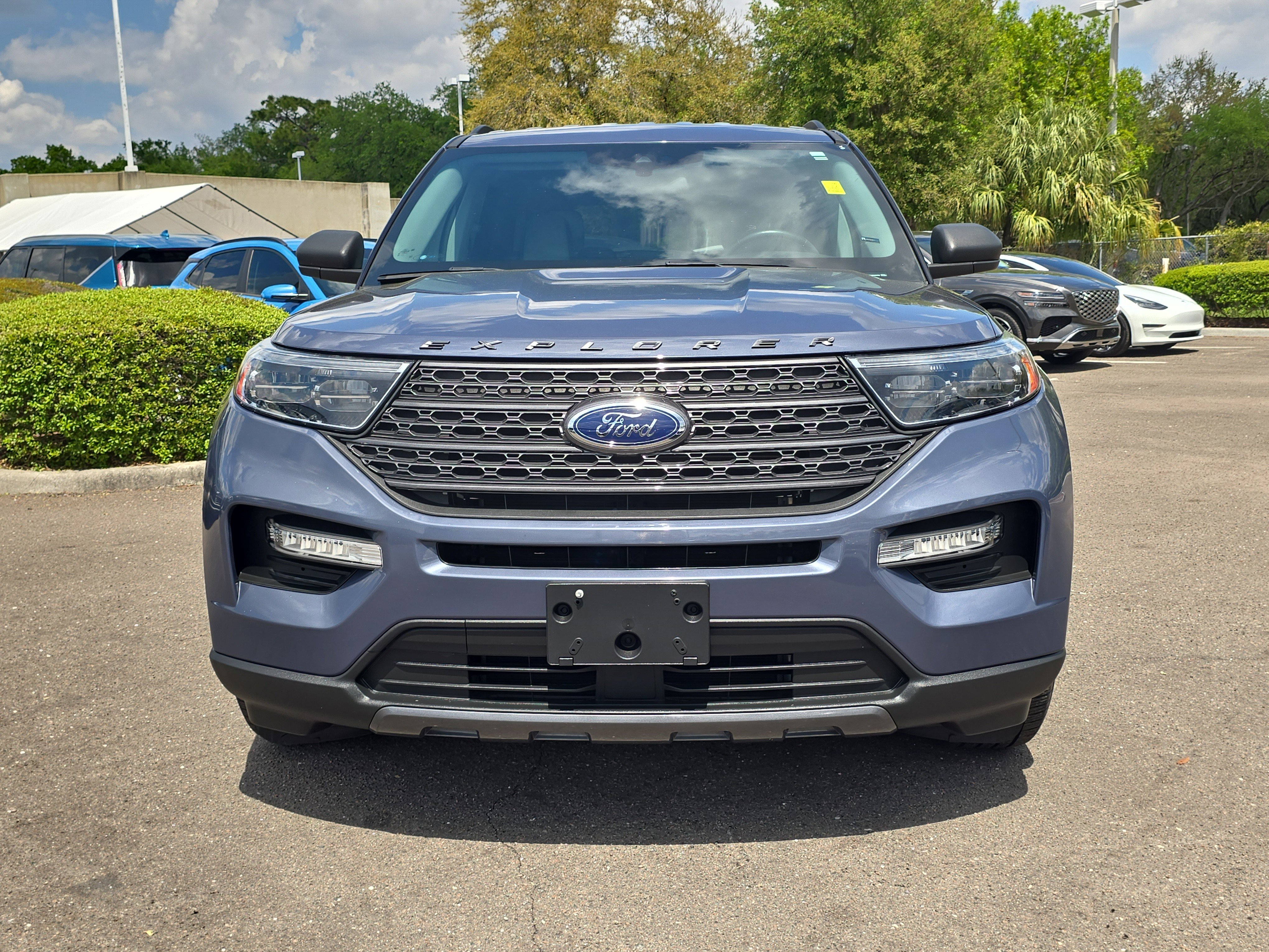 Used 2021 Ford Explorer XLT w/ Equipment Group 202A image 3