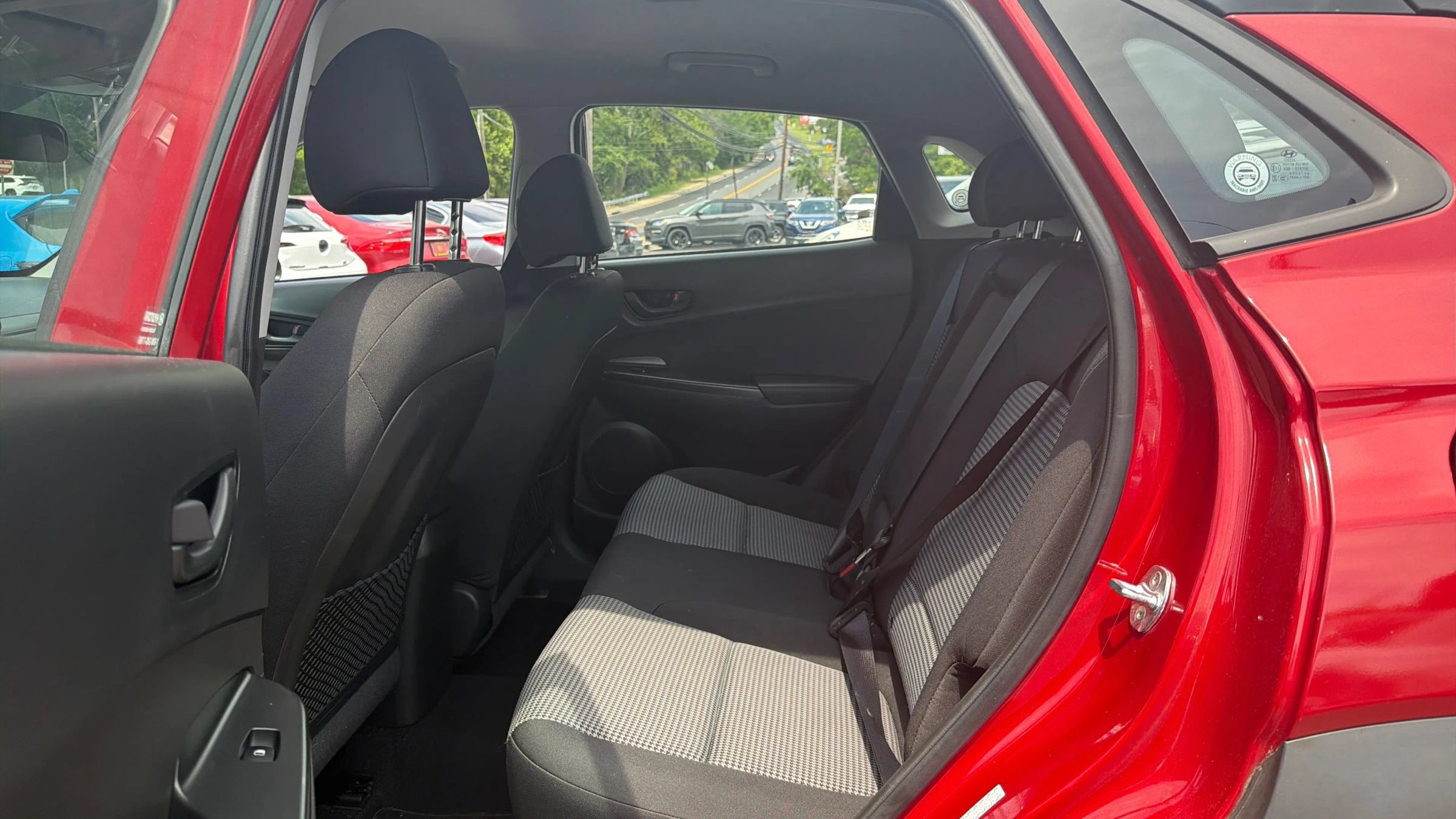 Used 2018 Hyundai Kona SE AWD/4WD image 10